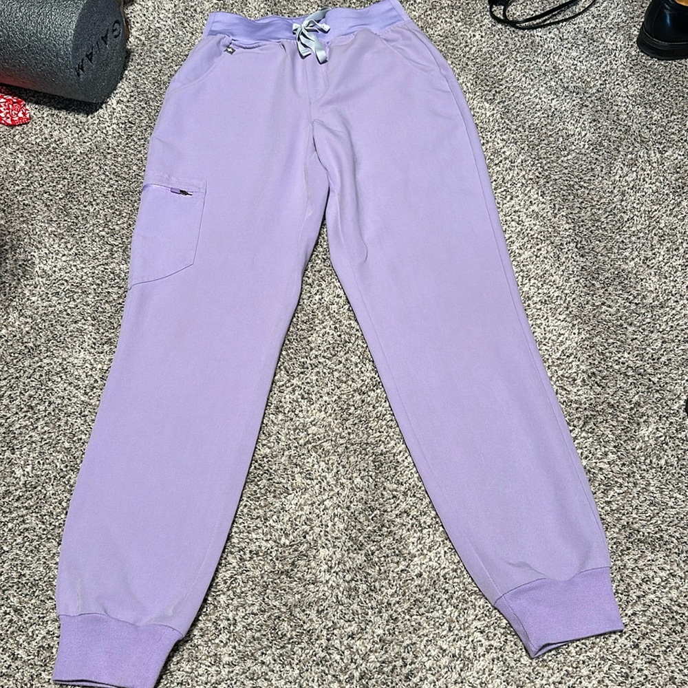 Figs scrubs bottoms extra small- lavender dew color